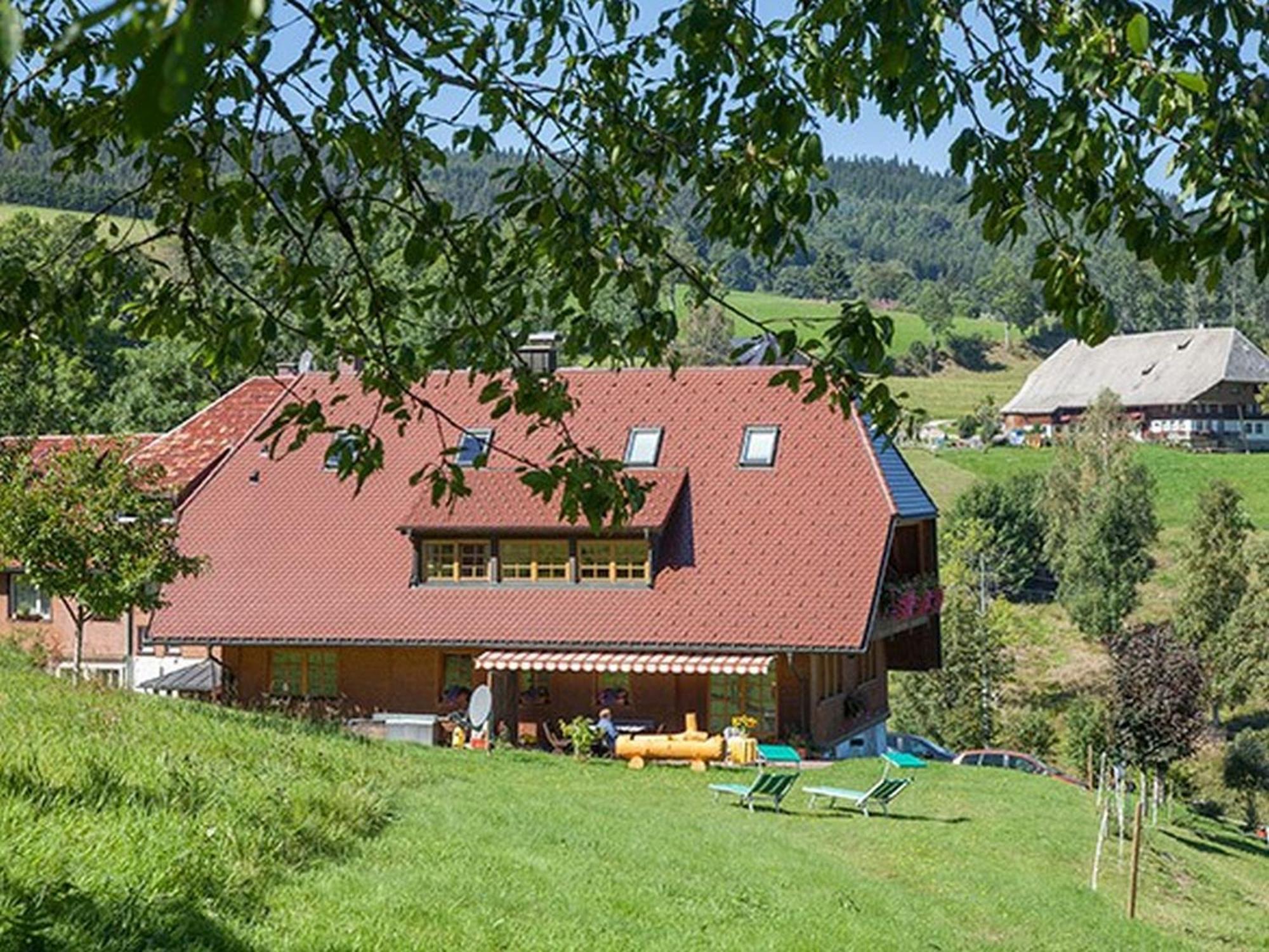 Ferienhaus Esche Hinterzarten Luaran gambar